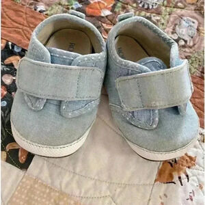 Robeez Chambray Baby Shoes